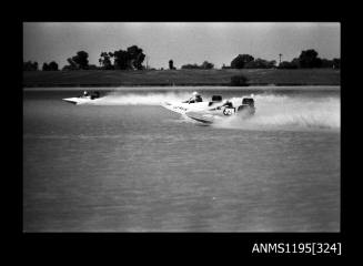 Lake Glenmaggie 1971, outboard catamarans LEMON PEEL and LITTLE NIPPER