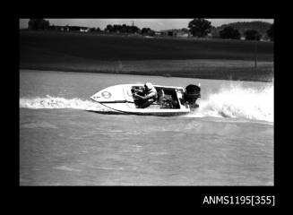 Lake Glenmaggie 1971, outboard runabout NIPPER KING