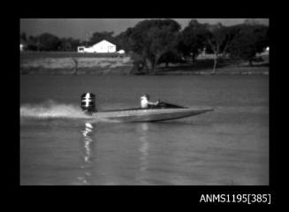 Lake Glenmaggie 1971, outboard catamaran FULLA-FUN