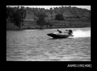 Lake Glenmaggie 1971, outboard catamaran QUICK CAT