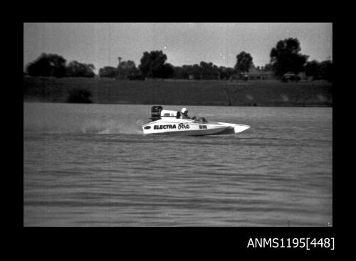 Lake Glenmaggie 1971, picklefork style outboard catamaran ELECTRA FIRE