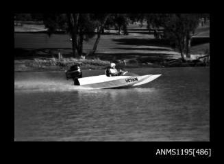 Lake Glenmaggie 1971, picklefork style outboard catamaran VG78N