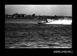 Hen and Chicken Bay 1970s, inboard hydroplane VOODOO IV