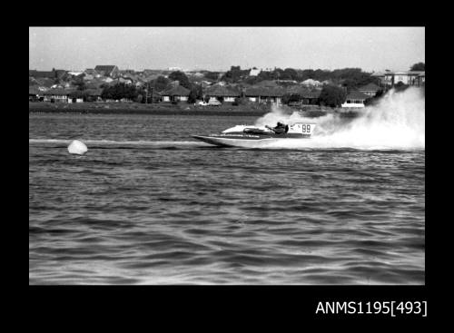 Hen and Chicken Bay 1970s, inboard hydroplane VOODOO IV