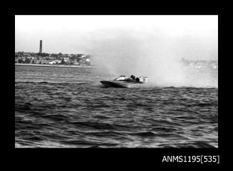 Hen and Chicken Bay 1970s, inboard hydroplane VOODOO IV