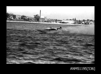 Hen and Chicken Bay 1970s, inboard hydroplane VOODOO IV