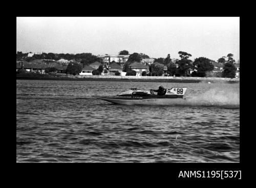 Hen and Chicken Bay 1970s, inboard hydroplane VOODOO IV