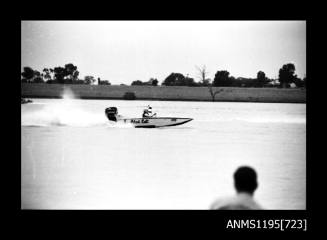 Wagga Boat Club, outboard runabout SCALDED CAT