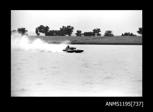 Wagga Boat Club, inboard hydroplane KAARINA