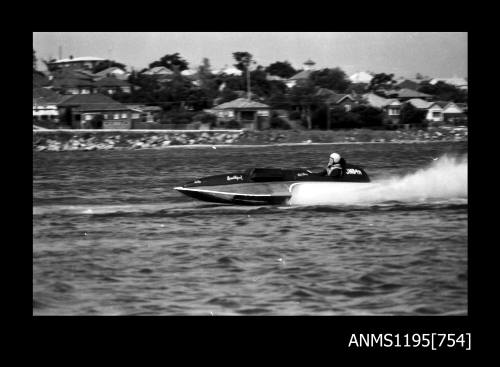 Hen and Chicken Bay Races 1970, inboard hydroplane BUMBLEFOOT