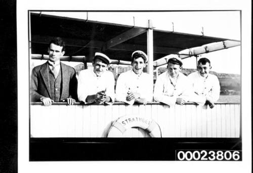 Crew of the SS STRATHDEE of Glasgow