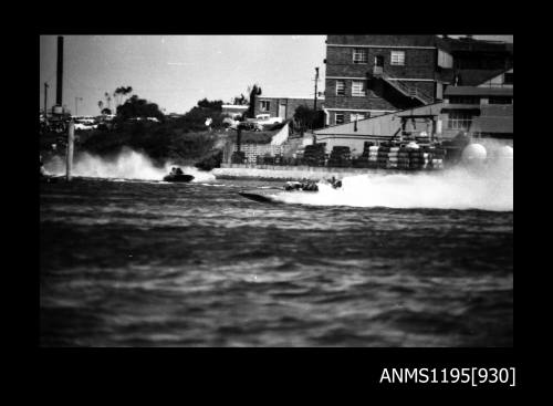 Cabarita 1970, inboard hydroplanes BLACK KNIGHT and WASP TOO