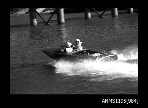 Bridge to Bridge Speedboat Race 1970, inboard runabout ON87N