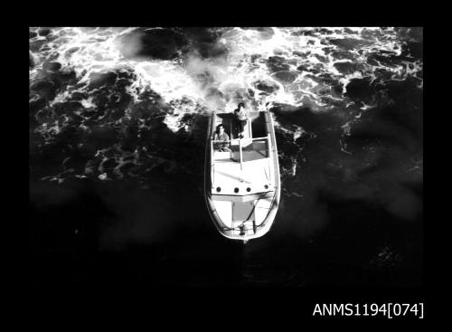 Manly Cove and Store Beach 1973, cruiser VEDETTE J demonstration