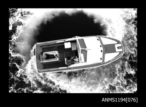 Manly Cove and Store Beach 1973, cruiser VEDETTE J demonstration