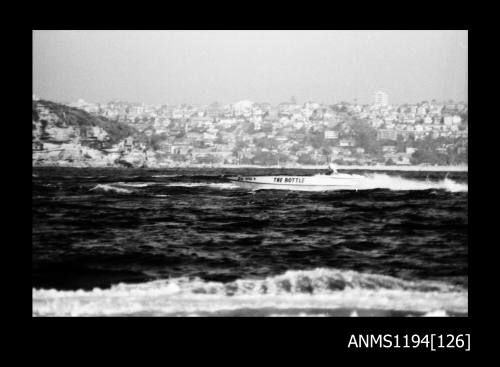 Offshore powerboat racing 1970s, powerboat THE BOTTLE