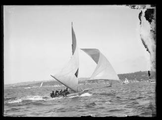 18-footer FLORRIE II on Queen of the Harbour Day January 1931