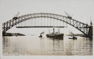 SS PAKEHA and Sydney Harbour Bridge, 25 December 1930