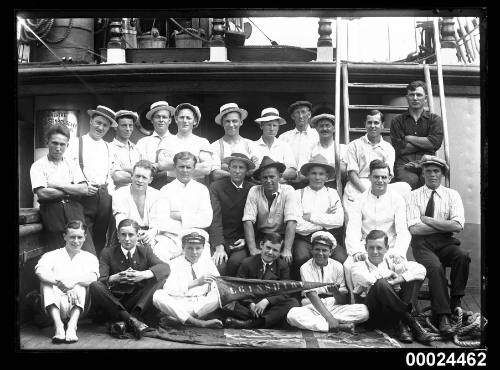 Group portrait on ELGINSHIRE