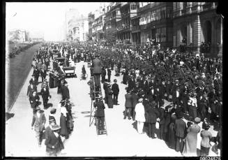 Contingent of the Australian Naval and Military Expeditionary Force marching along Macquarie Street, Sydney