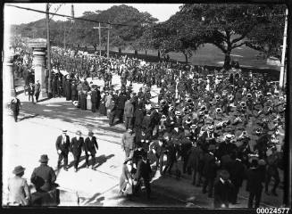 Contingent of the Australian Naval and Military Expeditionary Force marching on Randwick Road in Sydney