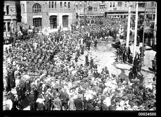 Contingent of the Australian Naval and Military Expeditionary Force marching near Circular Quay, Sydney