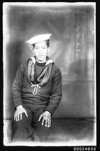 Chilean sailor from the naval vessel GENERAL BAQUEDANO