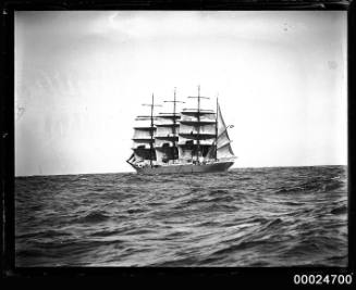 MADELENE VINNEN under partial sail 10 miles off Sydney