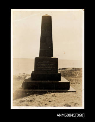 Monument to the first aerial flight from England to Australia