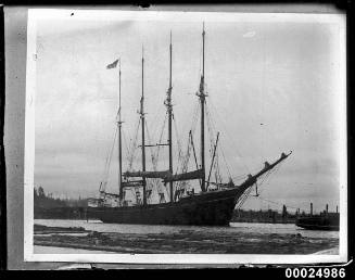 Four-masted schooner