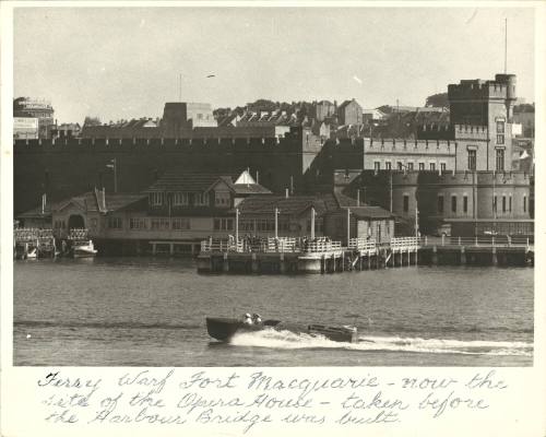 Fort Macquarie ferry wharf