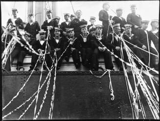 Sailors on board SS AUTOLYCUS depart Sydney for Portsmouth