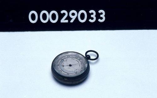 Pocket aneroid barometer owned by Wallis James Dalgarno