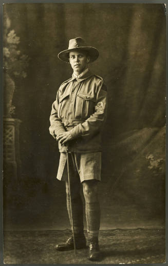 Studio photograph Douglas Ballantyne Fraser in uniform