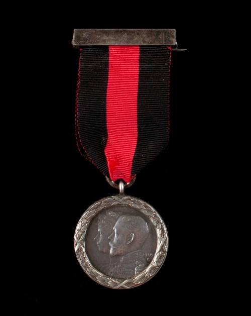 Presentation medallion commemorating The Duke & Duchess of York's Visit to the Colonies 1901