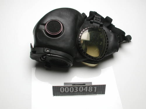 Royal Australian Navy issued gulf war gas mask