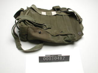 Royal Australian Navy issued bag for gulf war gas mask