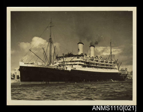 Orient Line SS OTRANTO leaving harbour