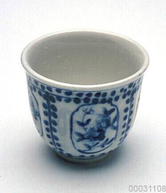 Teacup similar to those used on TU DO