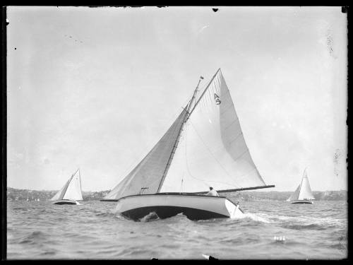 Gaff-rigged yacht sail number 5 from SASC