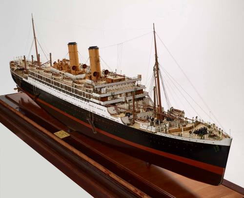 Builder's model of Orient Liner ORONTES