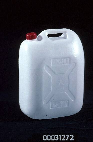 30 litre storage container, similar to those taken on TU DO