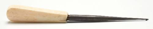 Scrimshaw crochet hook