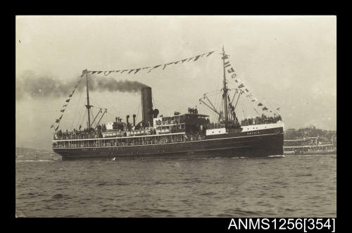 Postcard depicting passenger ship SS GWYDIR