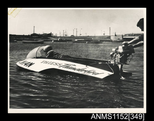 Hydroplane Thiess THUNDERBIRD with driver in lay-down position