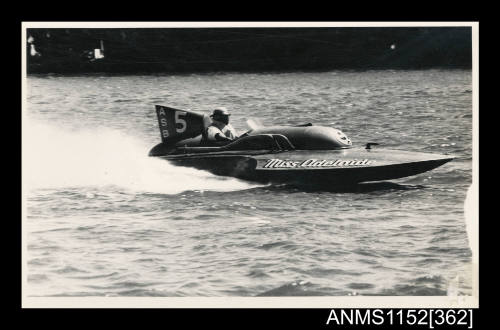 Hydroplane MISS ADELAIDE