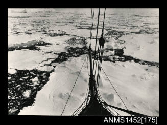 AURORA sailing through ice