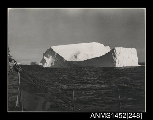 Iceberg seen in the vicinity of Commonwealth Bay by the crew of the WYATT EARP