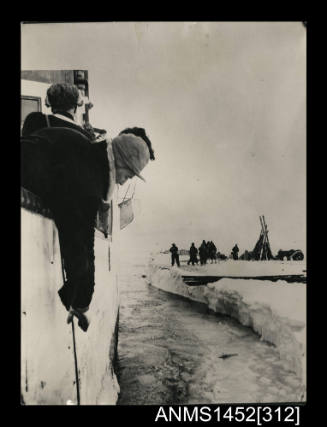 Goodbyes in the Antarctic