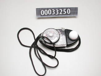 Light meter taken by Kay Cottee onboard BLACKMORES FIRST LADY